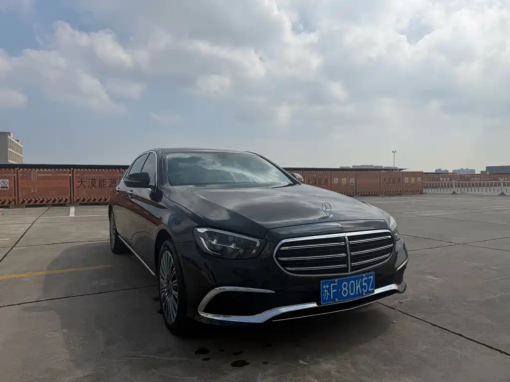 Mercedes-Benz E-Class 2023