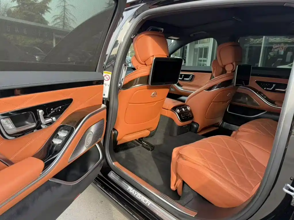 Mercedes-Benz Maybach S-Class 2022 — фото 9