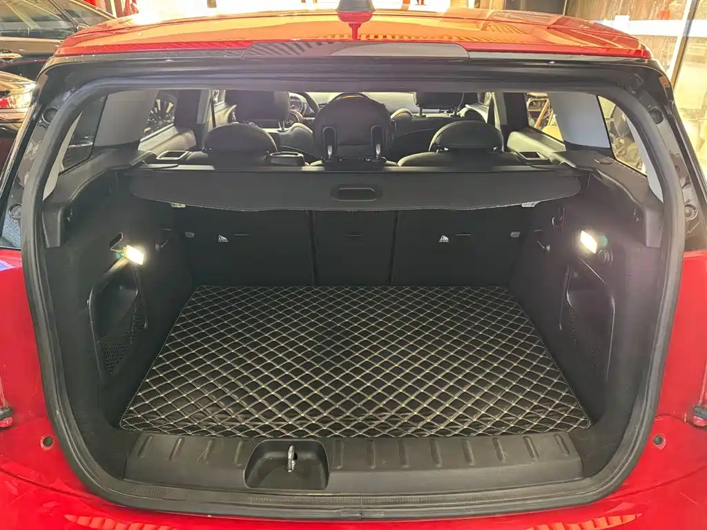 MINI Clubman 2020 — фото 12