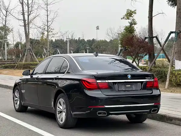 BMW 7 Series 2013