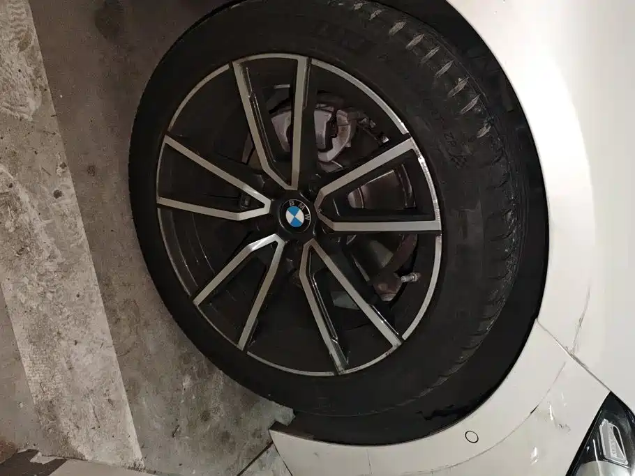 BMW 3 Series 2023