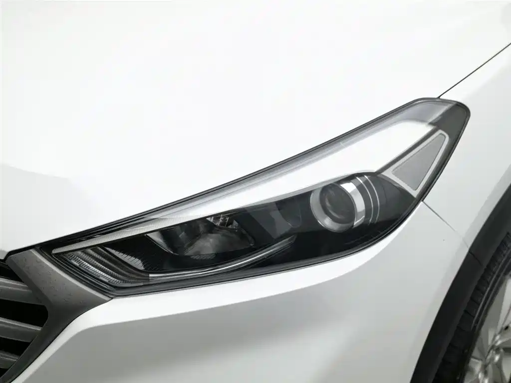 Hyundai Tucson 2016 — фото 7