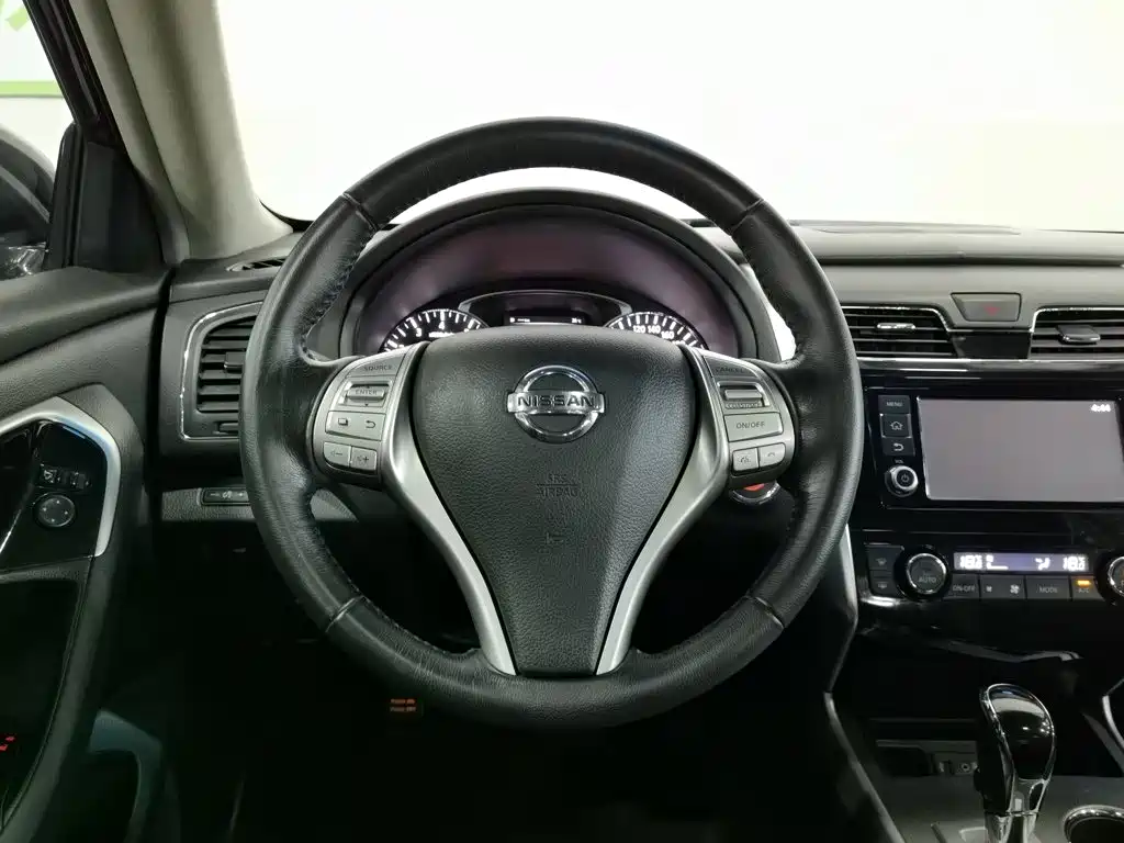 Nissan Teana 2018 — фото 11
