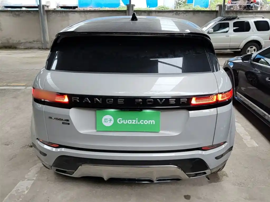 Land Rover Evoque 2021 — фото 6