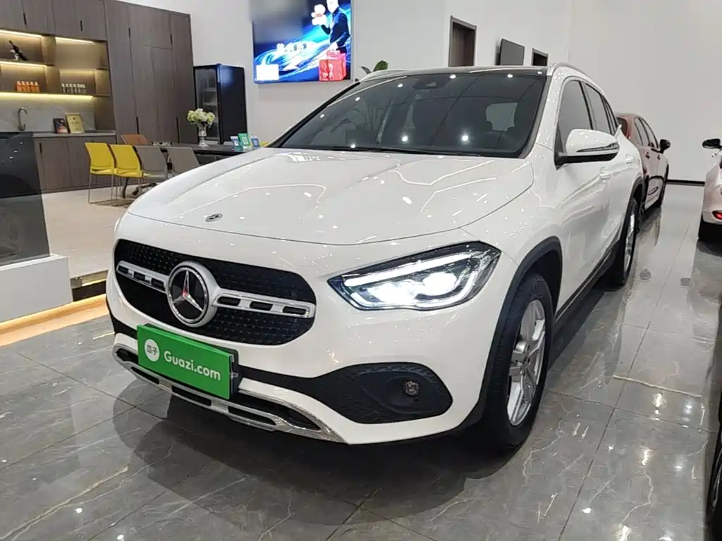 Mercedes-Benz GLA 2023