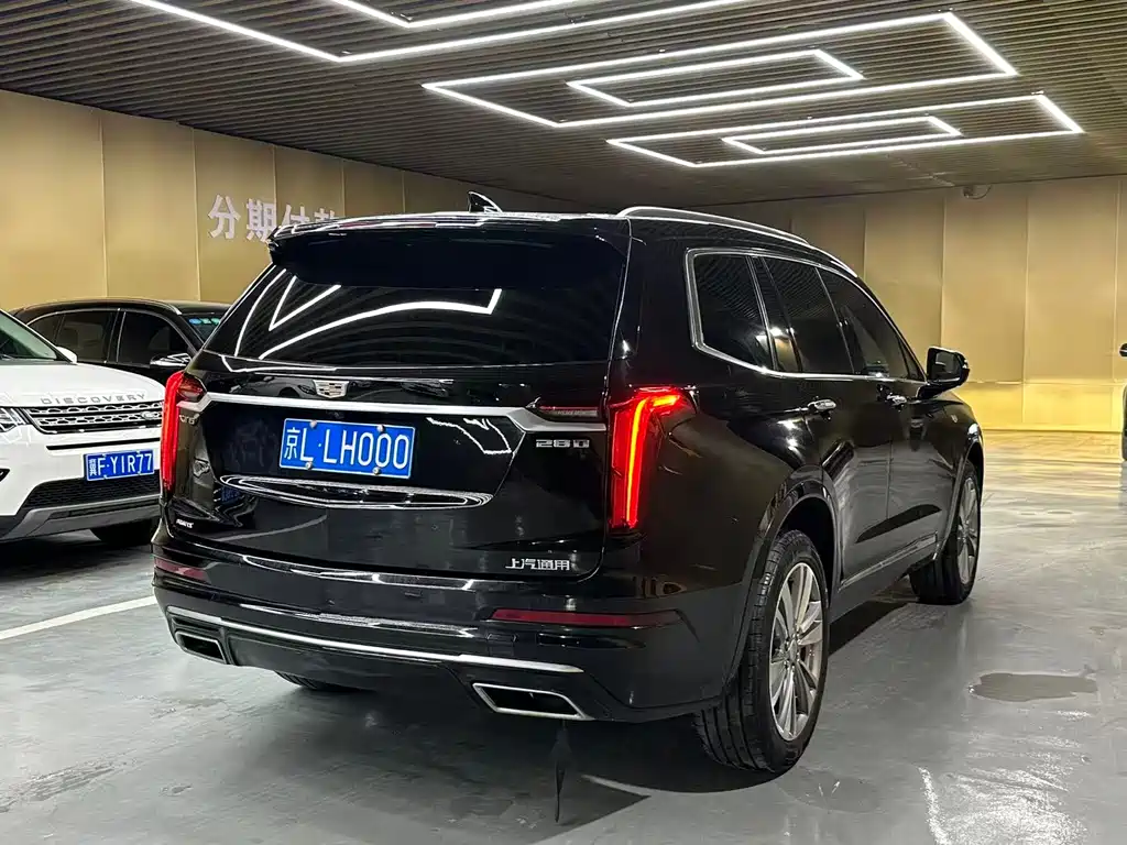 Cadillac XT6 2021 — фото 6