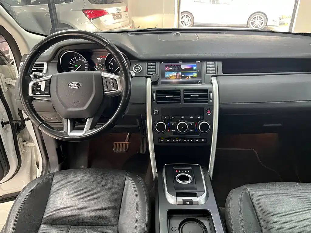 Land Rover Discovery Sport 2016 — фото 5
