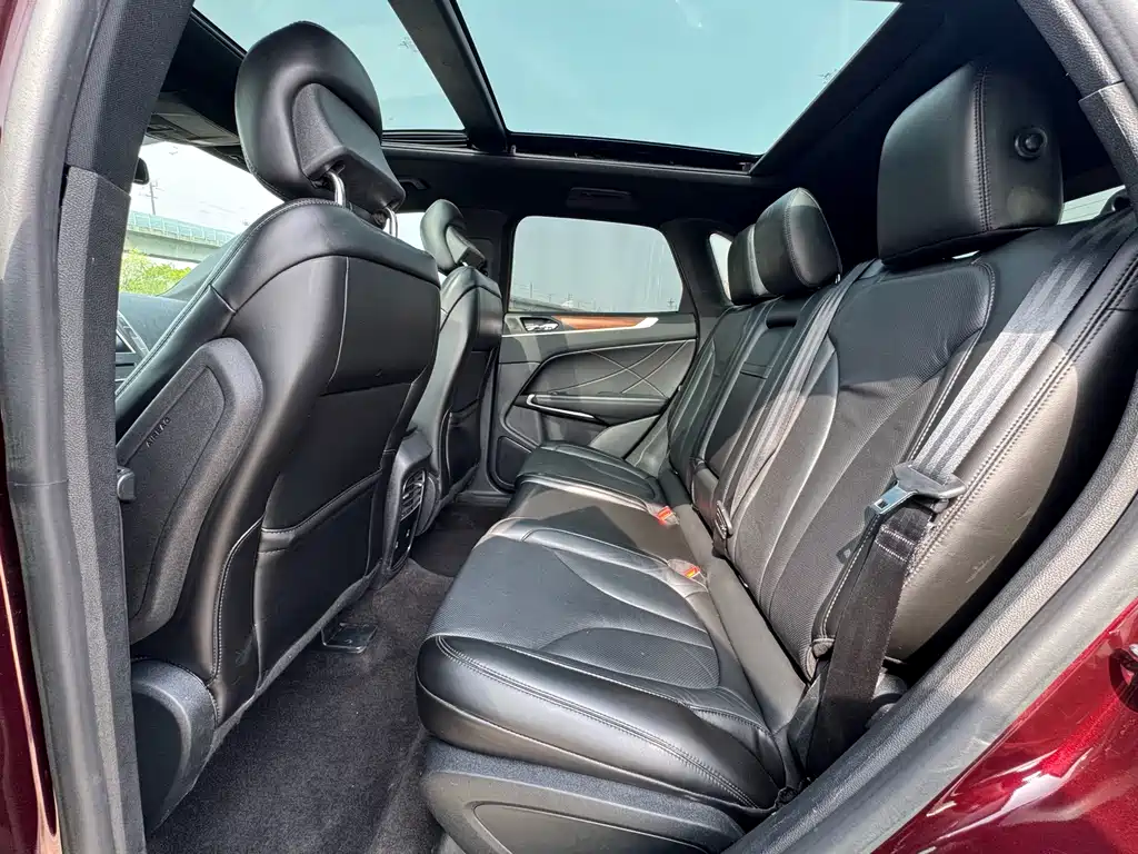 Lincoln MKC 2019 — фото 14