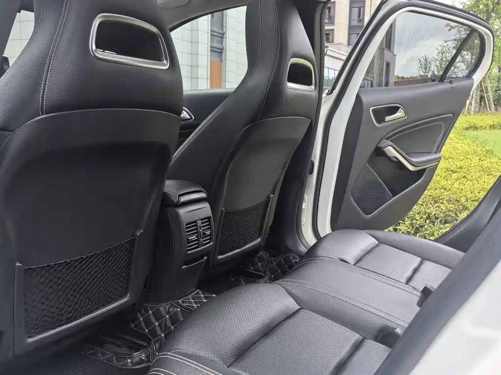 Mercedes-Benz GLA 2017