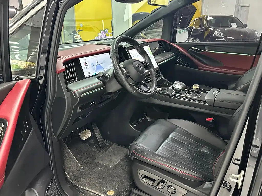 GAC Motor Trumpchi M8 2023 — фото 4