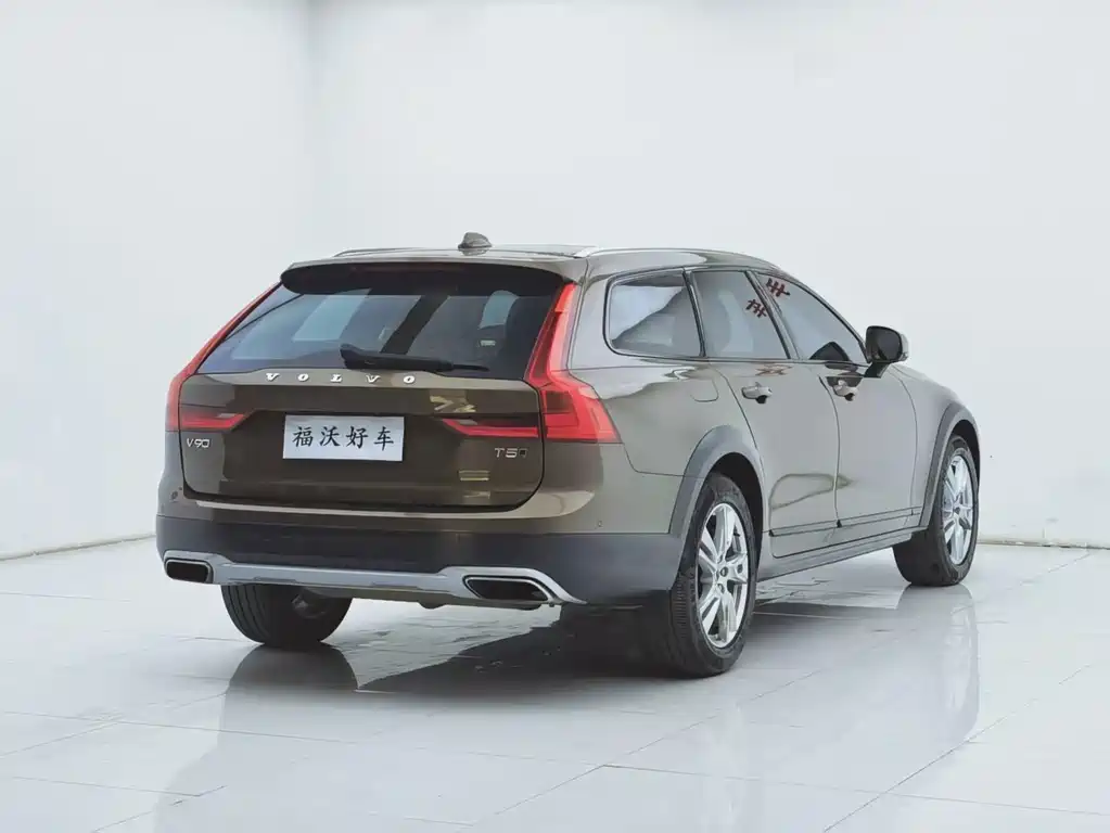 Volvo V90 2017 — фото 33