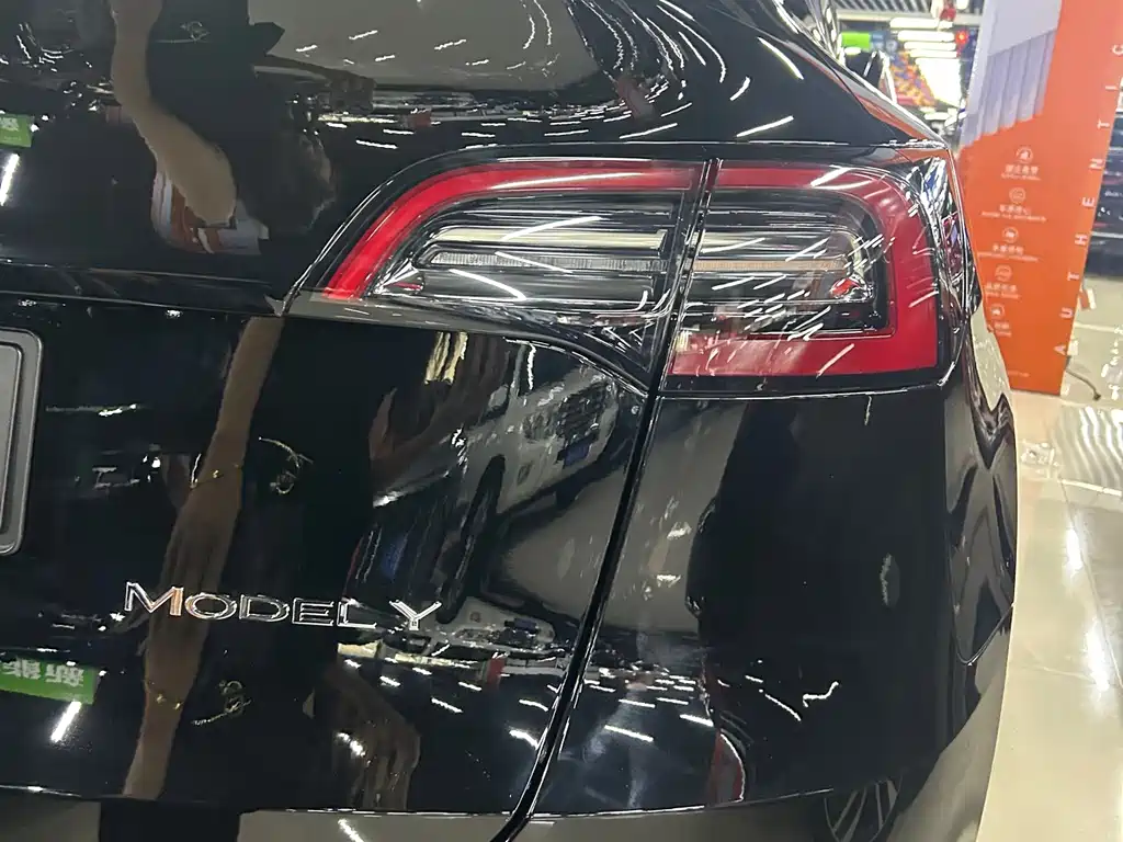 Tesla Model Y 2021 — фото 20