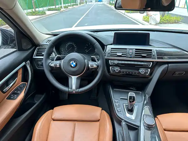 BMW 3 Series 2018