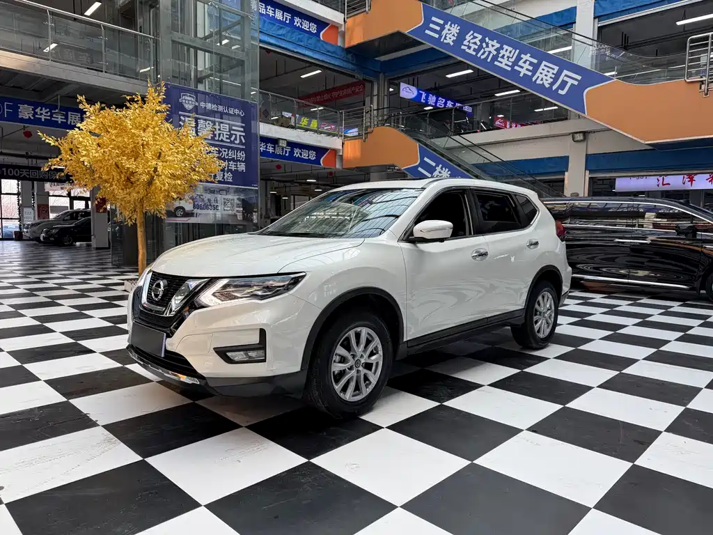Nissan X-Trail 2022 — фото 1