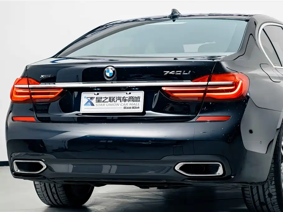 BMW 7 Series 2019 — фото 7