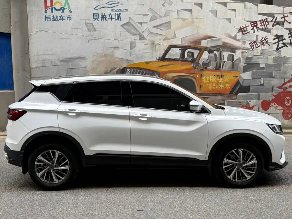 Geely Binyue 2022