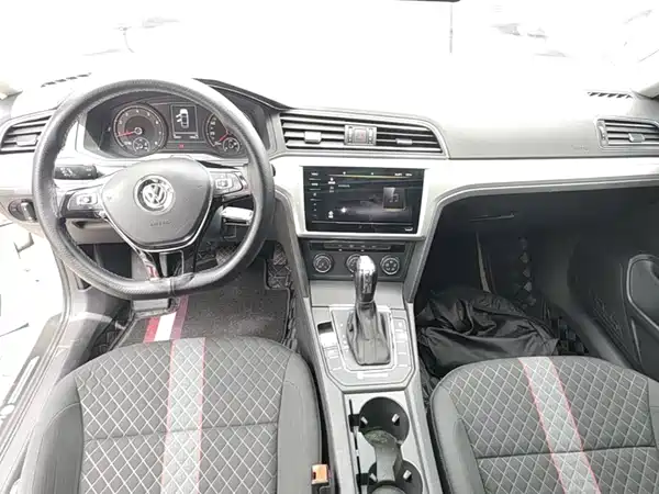 Volkswagen Lamando 2021