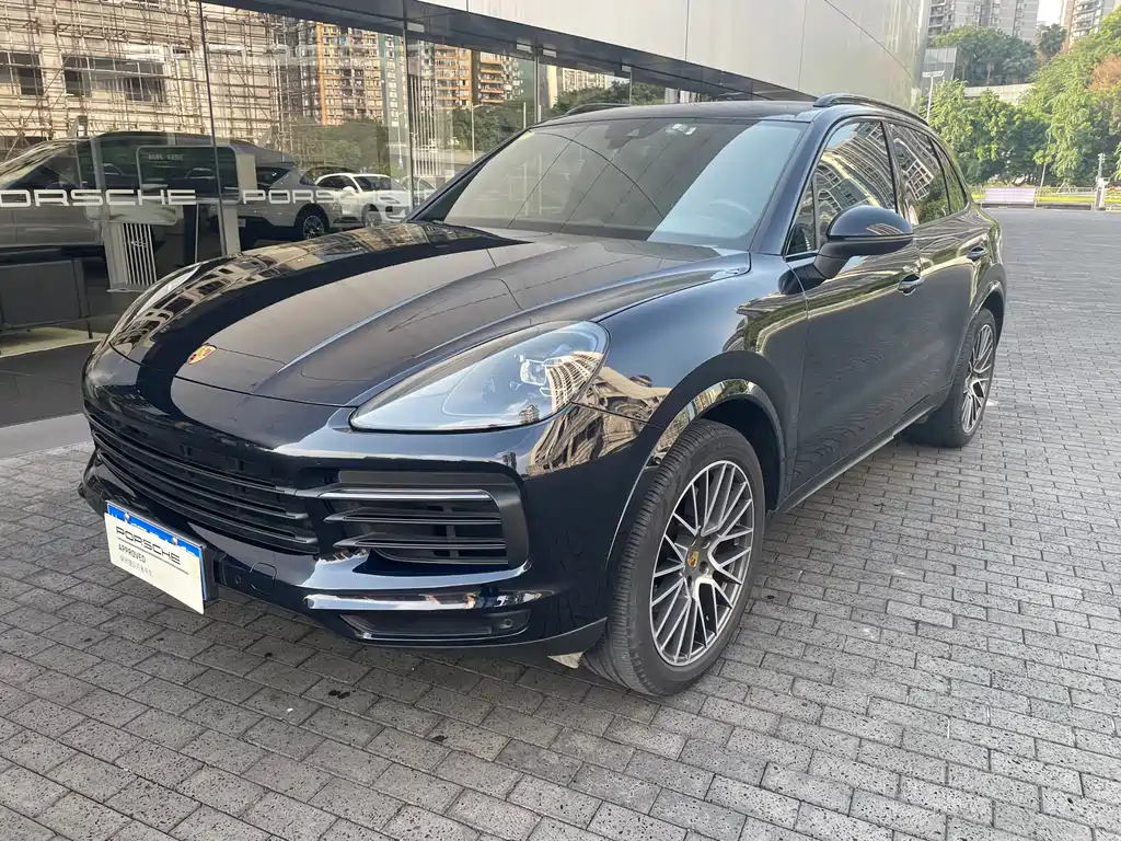 Porsche Cayenne 2019 — фото 1