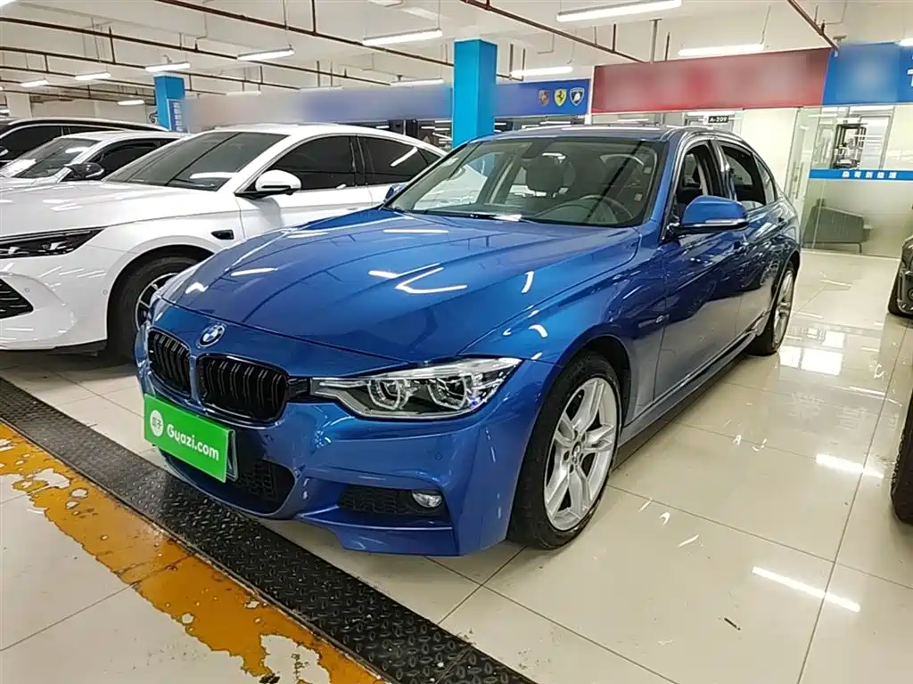 BMW 3 Series 2018 — фото 1