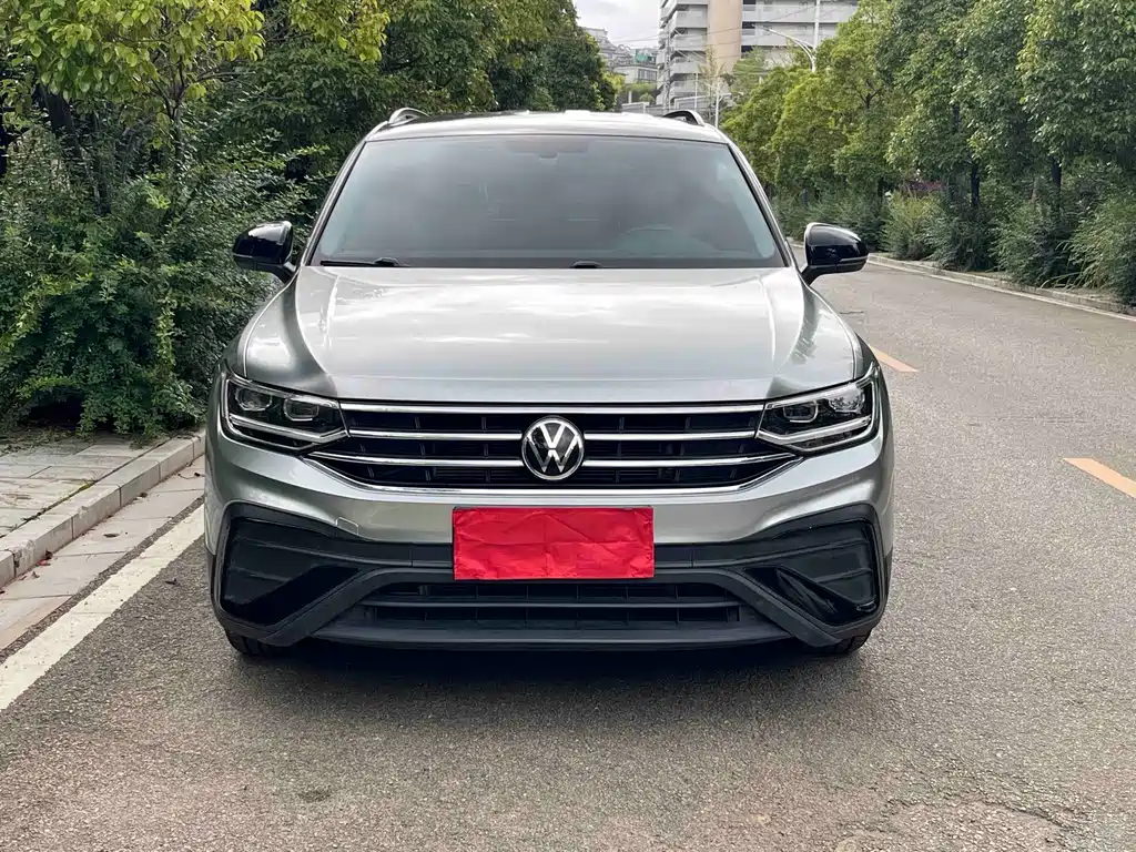 Volkswagen Tiguan L 2022