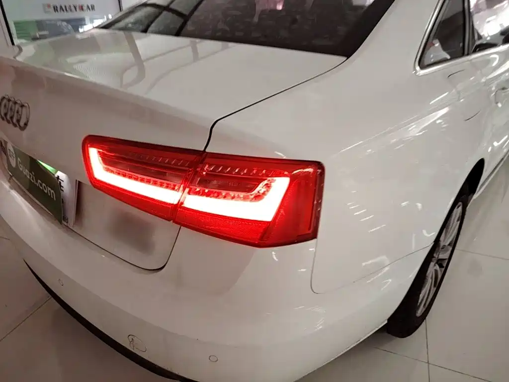 Audi A6L 2015 — фото 8