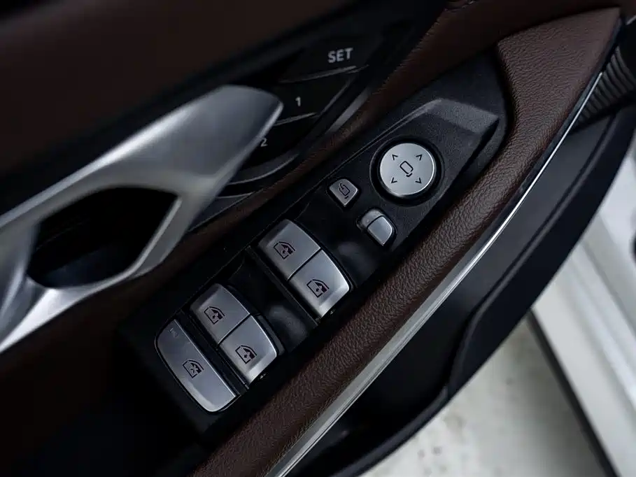 BMW i3 2023 — фото 23