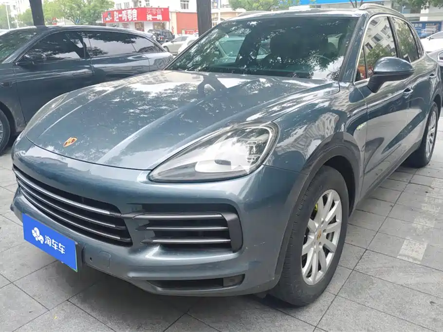 Porsche Cayenne Hybrid 2019