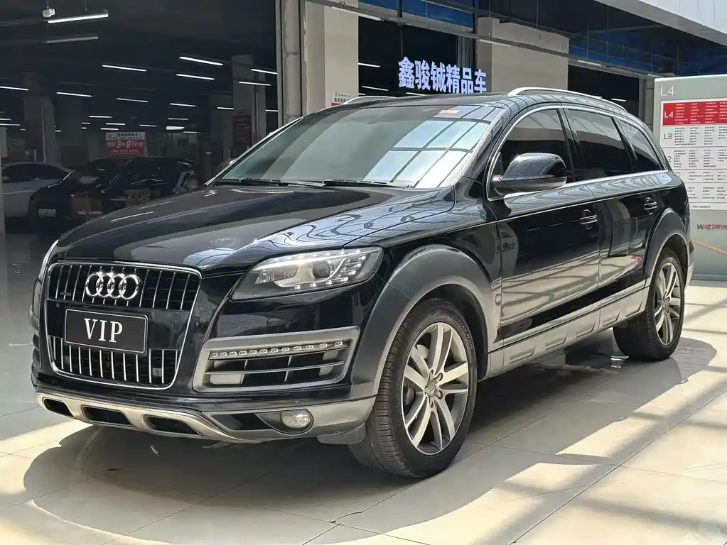 Audi Q7 2014 — фото 1