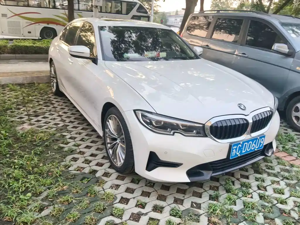 BMW 3 Series 2020