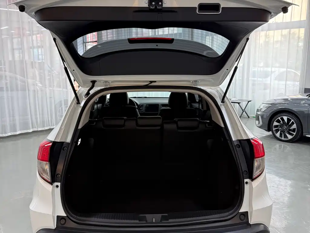 Honda Vezel 2022 — фото 10