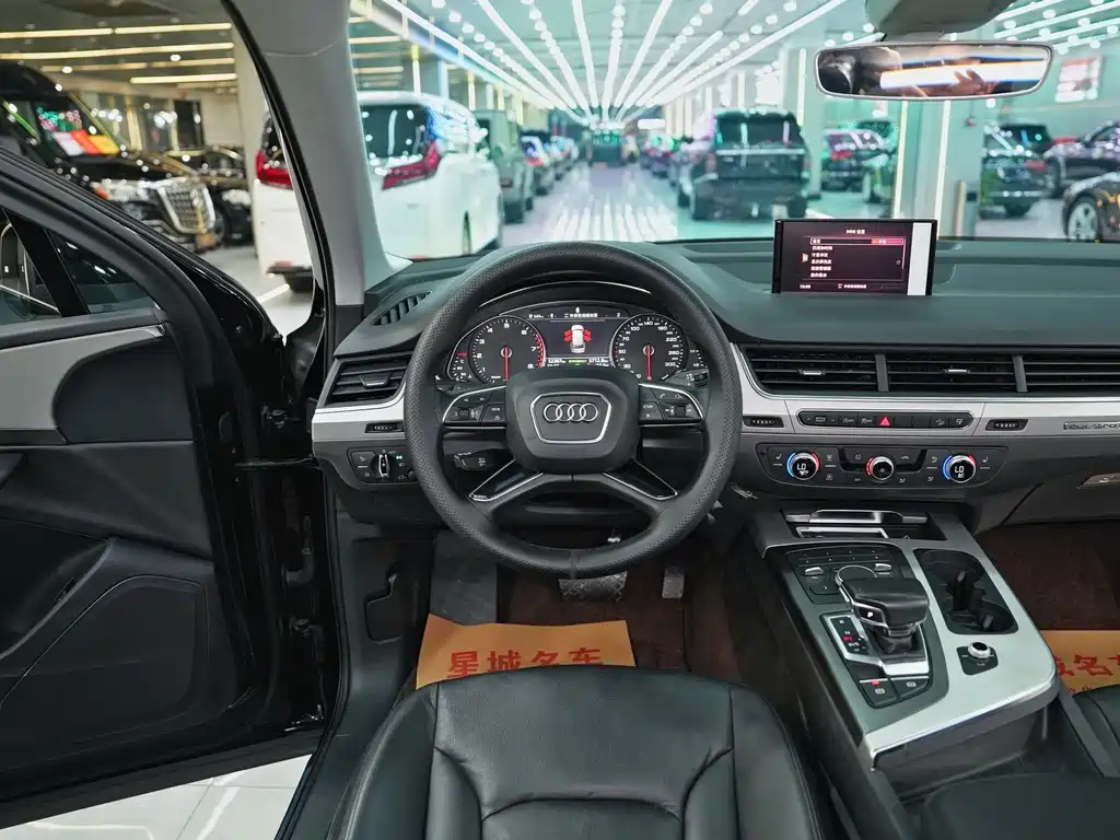 Audi Q7 2016 — фото 16