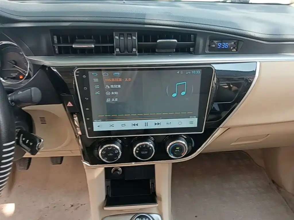 Toyota Corolla 2016 — фото 13