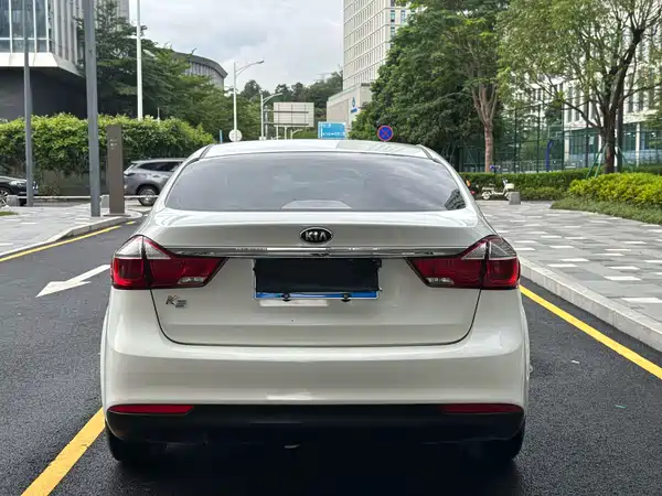 Kia K3 2016