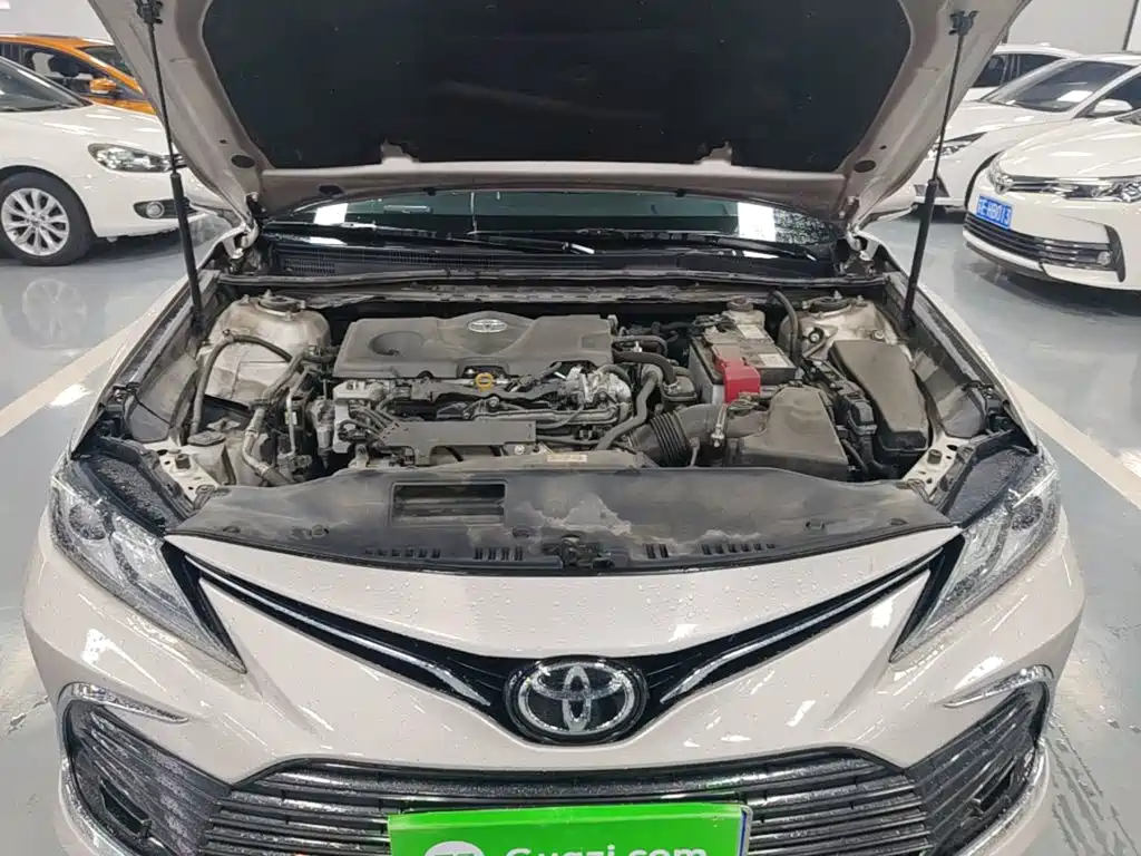 Toyota Camry 2022 — фото 20