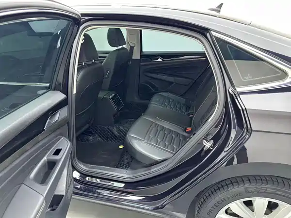 Volkswagen Passat 2020