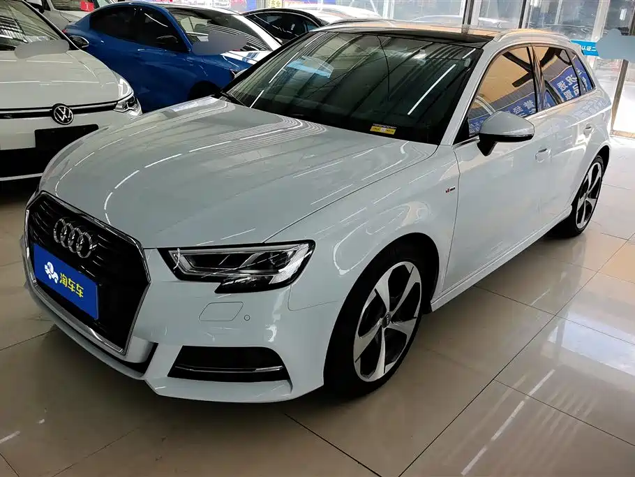 Audi A3 2019 — фото 1