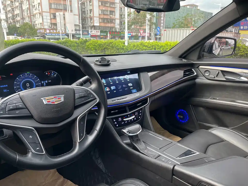 Cadillac CT6 2018 — фото 15