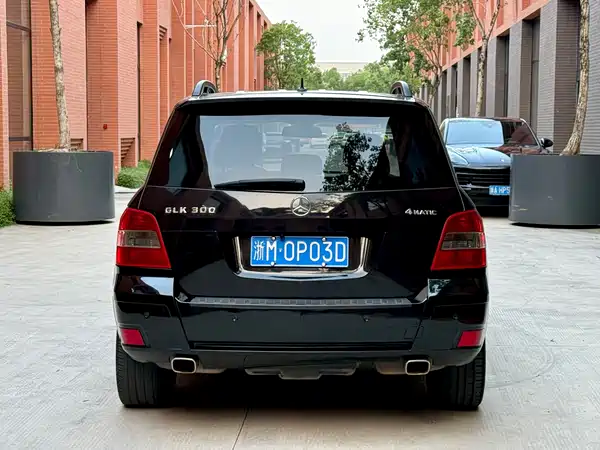 Mercedes-Benz GLK-Class 2012