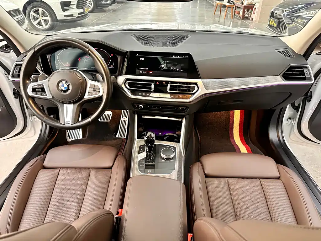 BMW 3 Series 2022 — фото 9
