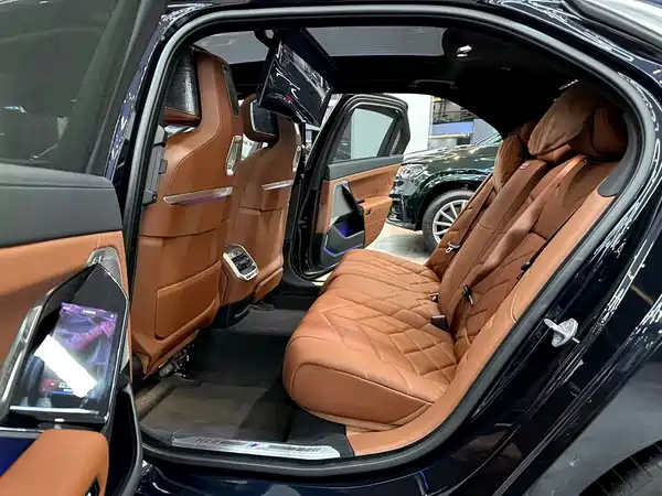 BMW 7 Series 2023