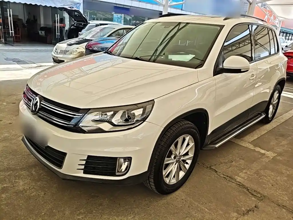 Volkswagen Tiguan 2017 — фото 1