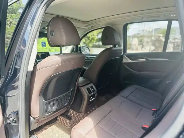 BMW X3 2021