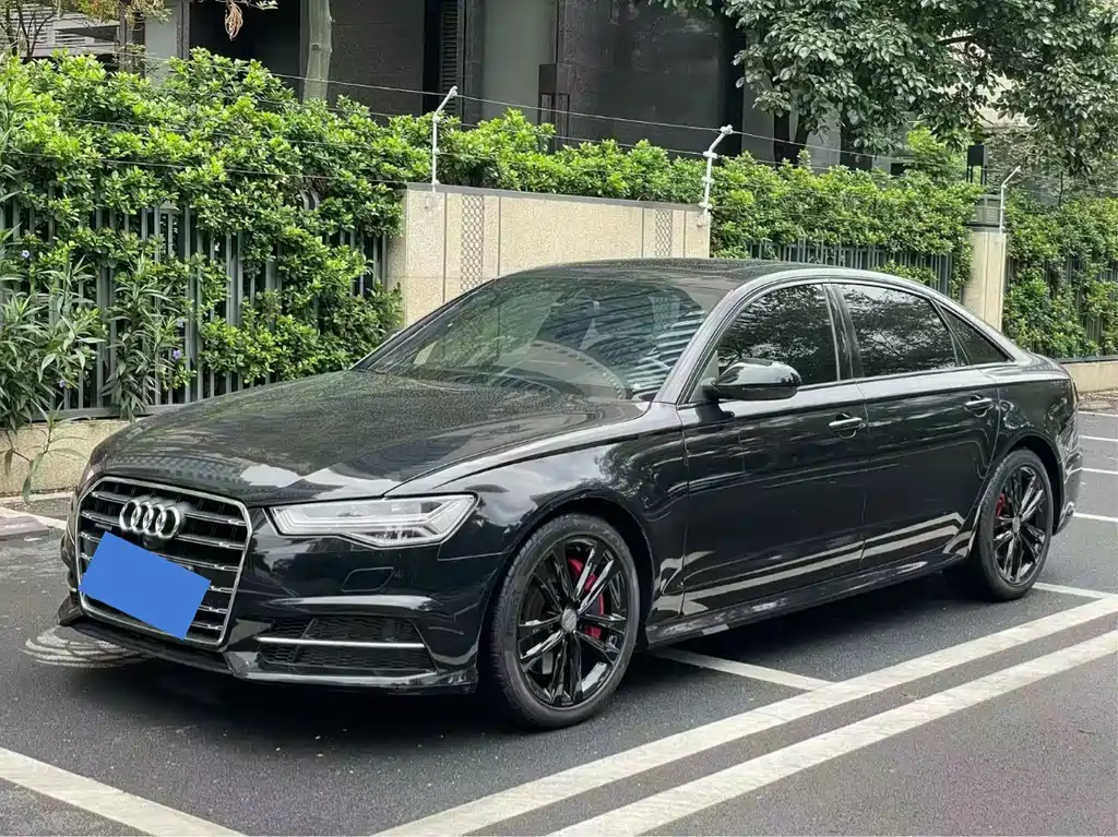 Audi A6L 2018 — фото 1