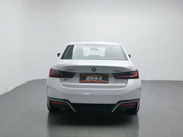 BMW i3 2024
