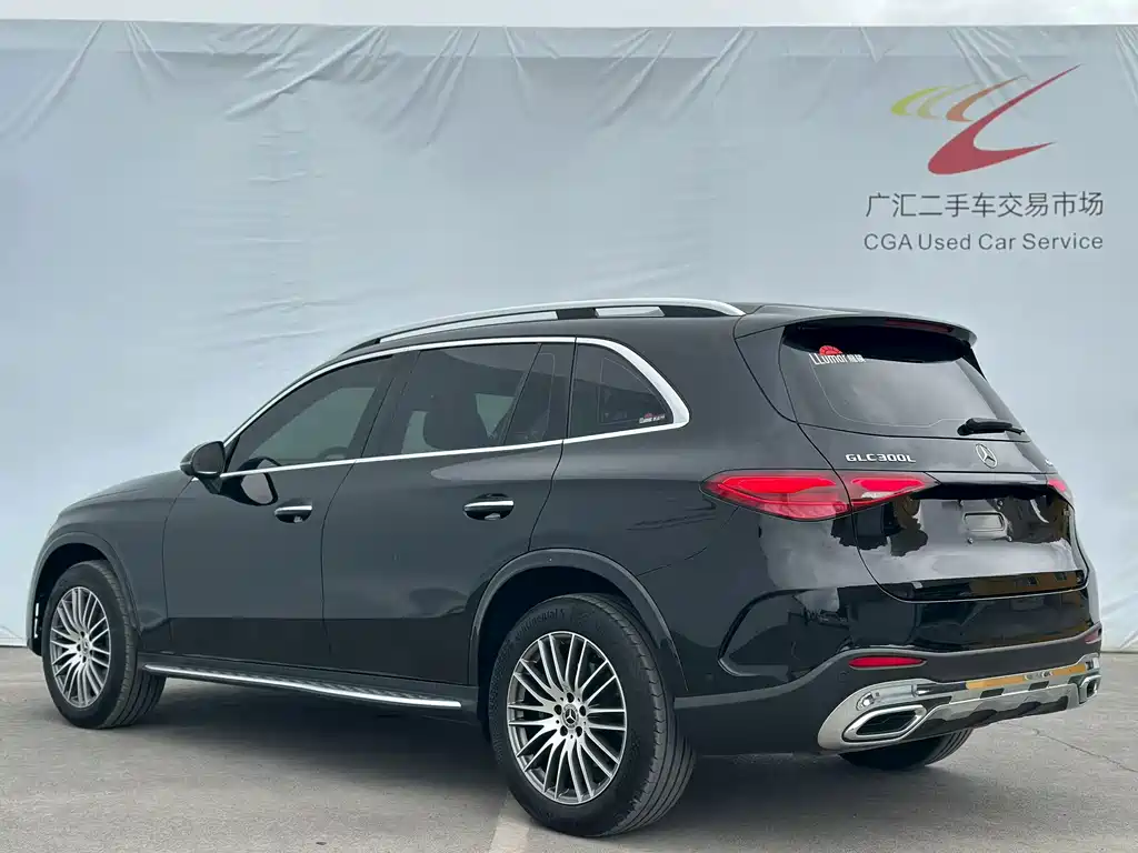 Mercedes-Benz GLC 2023