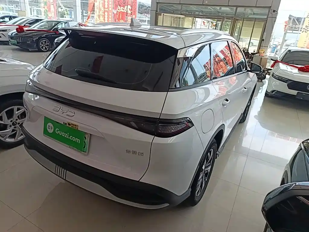 BYD Seal 05 DM-i 2024 — фото 6
