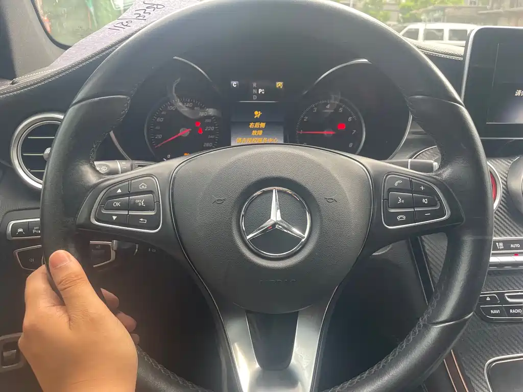 Mercedes-Benz GLC 2019 — фото 13