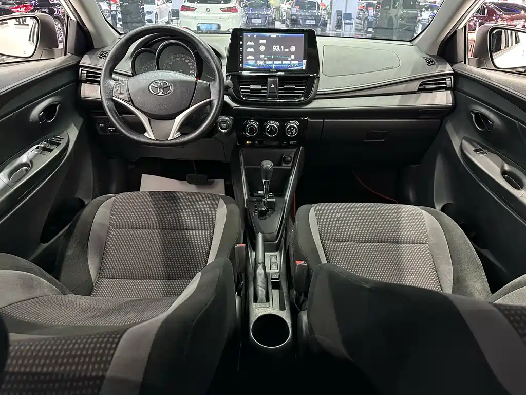 Toyota Vios 2023 — фото 9