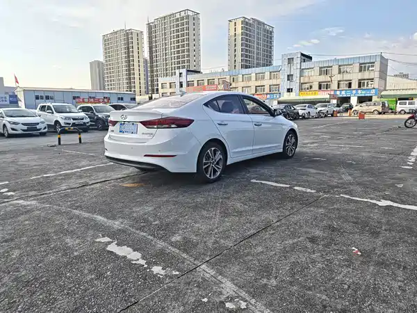 Hyundai Celesta 2018