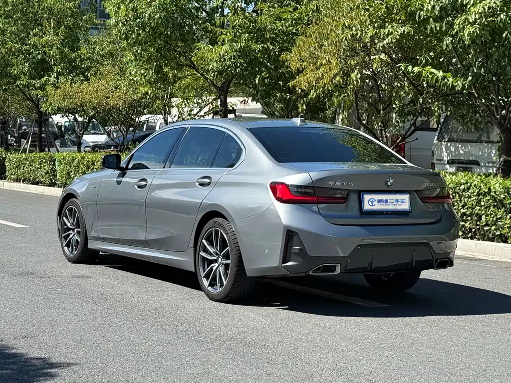 BMW 3 Series 2022